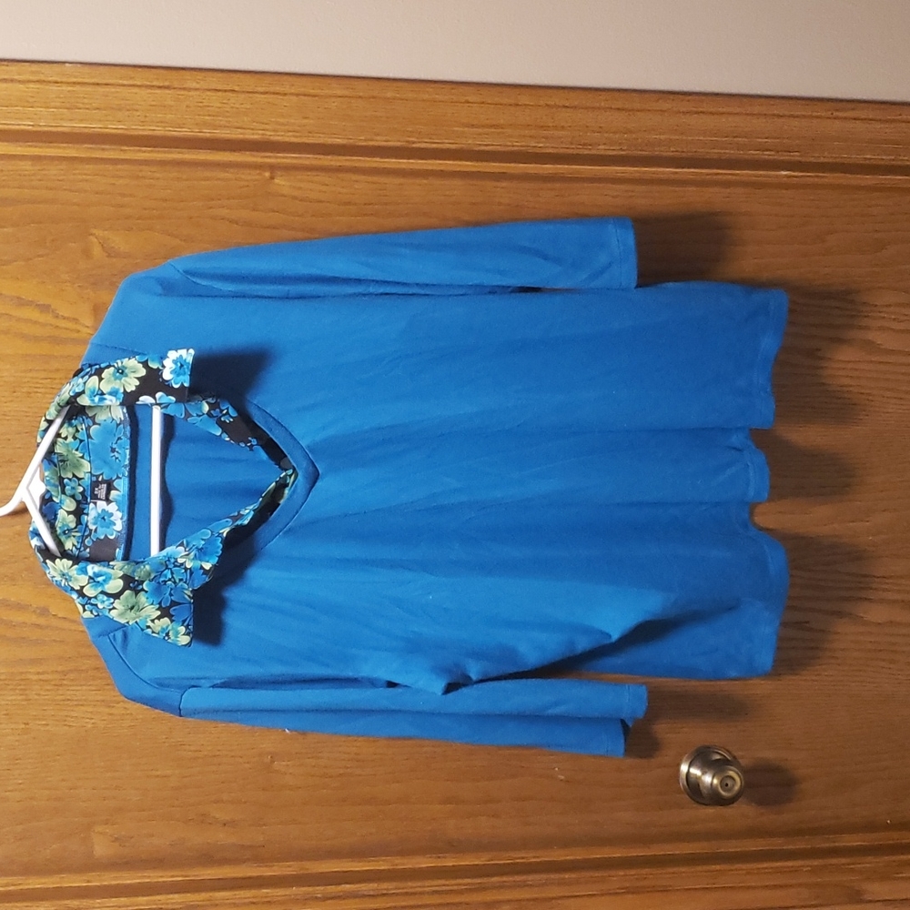 3x Sweater with mock blouse neckline